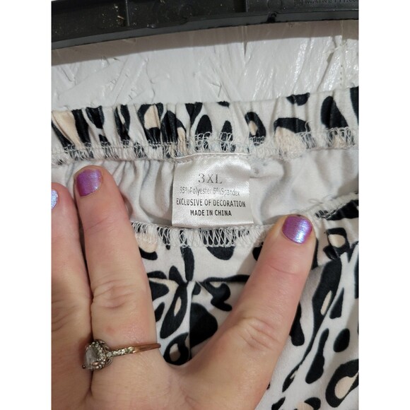 Girls size 3xl leggings - Picture 4 of 7